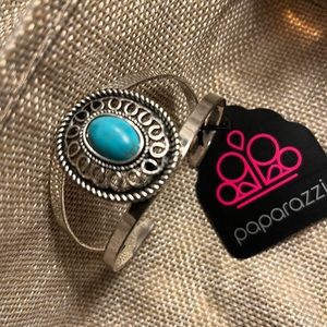 Never worn paparazzi cuff bracelet